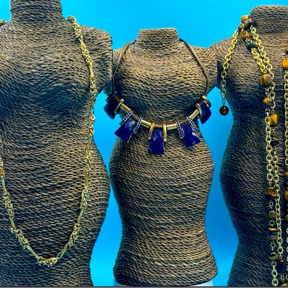 Lot of 8 Gold-Tone Chain Necklaces ‒ Layering Chains • Bulk Jewelry Supply - Picture 1 of 9